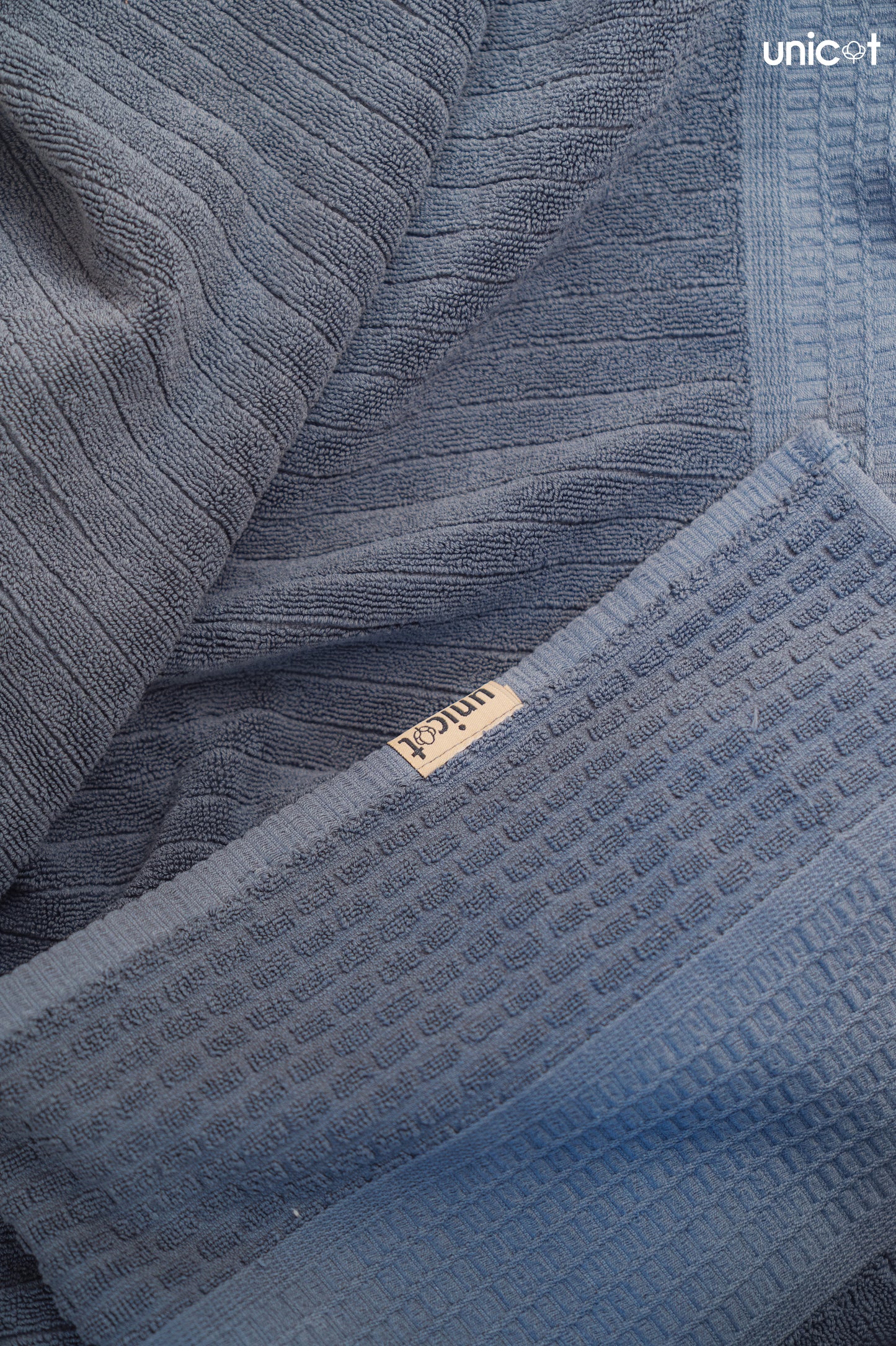UniBreeze Bath Towel