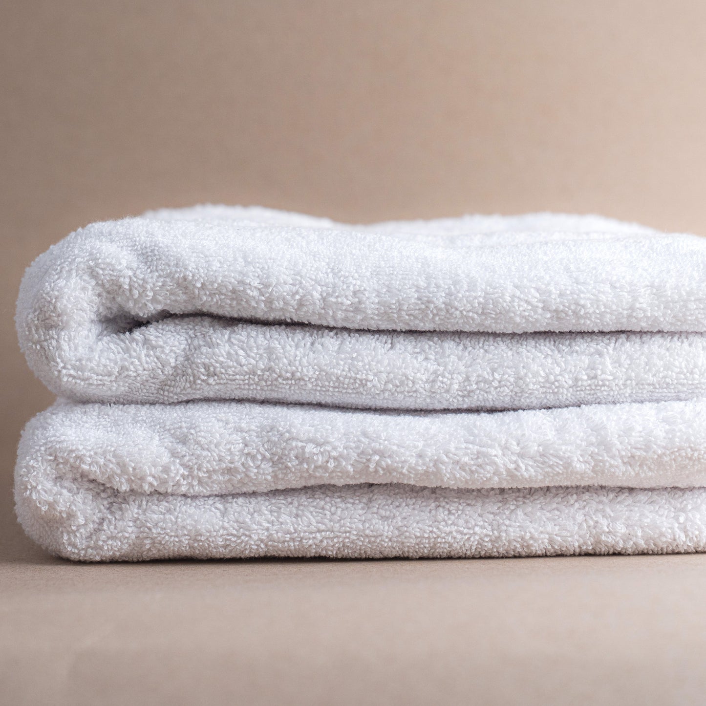 UniLuxe Bath Towel