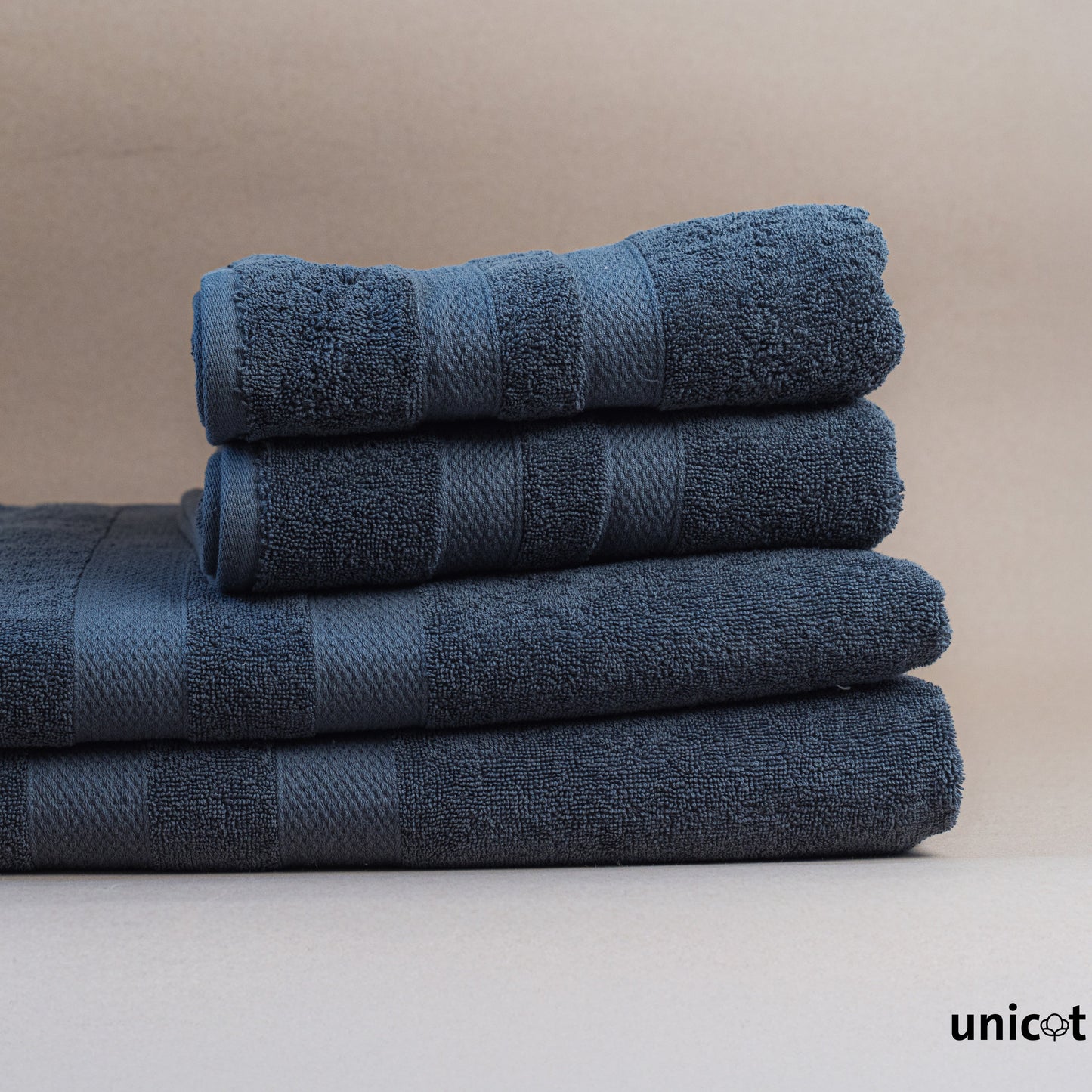 Unisoft (Set of 2 Bath Towel & 2 Face Towel)