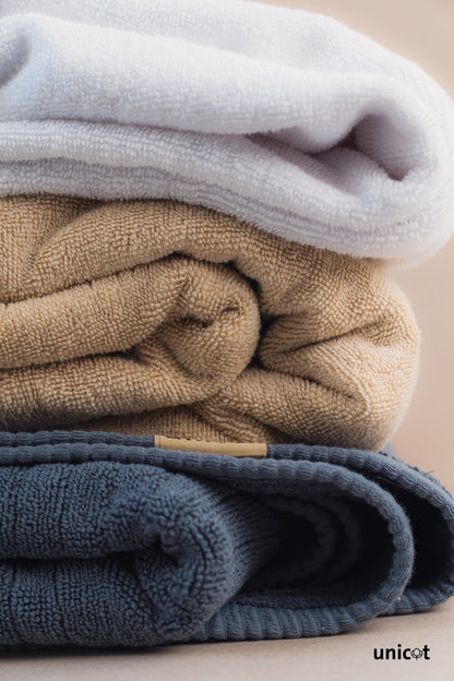UniBreeze Bath Towel